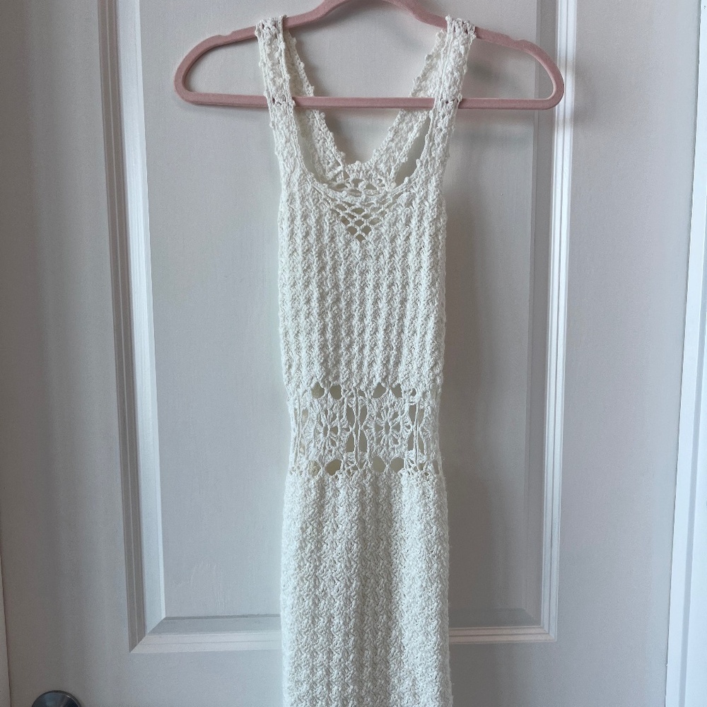 White Crochet Knit Midi Dress – Boho Beach Cover-Up with Open Back